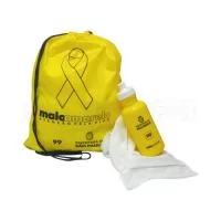 Kit composto por mochila saco em nylon, squeeze plástico 500 ml e toalha fitness. Disponível em várias cores. Gravação da logomarca em 1 cor já inclusa.  Tamanho: Mochila Saco - Aprox. 41 cm X 32 cm.