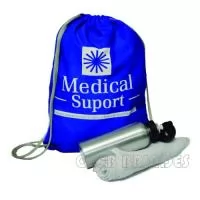  Kit Fitness composto por Mochila Saco em Nylon Amassado, Squeeze de Metal 500 ml e Toalha Fitness. Disponível em várias cores. Gravação da logomarca em 1 cor já inclusa.  Tamanho: Mochila Saco - Aprox. 41 X 32 cm.