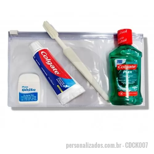 Kit higiene oral personalizado - ncluso : 1 Creme dental Colgate 30g. | 1 Escova dental 30 tufos branca | 1 Fio dental Floss White 25m | 1 Enxaguante bucal 60ml Colgate Plax | 1 Estojo Verona (20 x 11cm) em PVC cristal.
