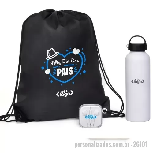 Kit personalizado personalizado - Kit Oboarding Personalizado, contento garrafa branca em alumínio com capacidade de 600 ml; mochila sacola preta em Nylon 190D com alças ajustáveis e fone de ouvido branco com microfone, controle de volume e estojo plástico.