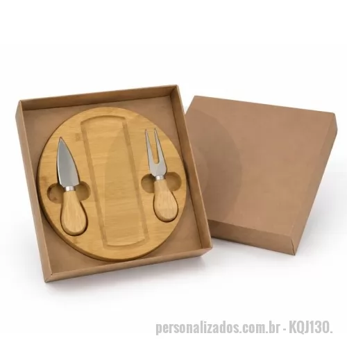 kit queijo personalizado - Kit queijo com tábua e acessórios para queijo, em caixa de papel kraft natural