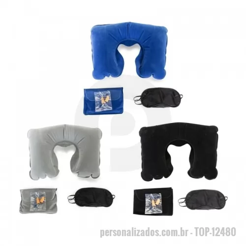 Kit viagem personalizado - it viagem com 3 peças, contém: travesseiro inflável(revestido de veludo), máscara para olhos de cetim(revestido com espuma) e um par de protetor auricular. Travesseiro colorido, máscara sempre preta e protetor sempre laranja. Acompanha uma necessaire colorida de veludo para guardar o kit.