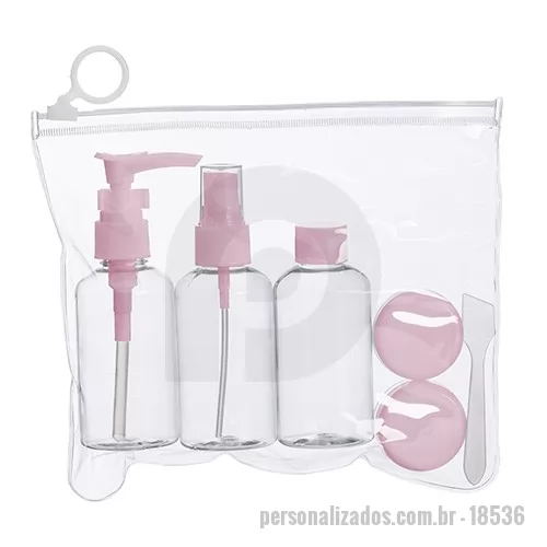 Kit viagem personalizado -  Kit viagem 6 peças em estojo ziplock. Contém frasco de 80ml com tampa spray; frasco de 80ml com tampa rosqueável; frasco de 80 ml com tampa pump; 2 potes de 10ml com tampa rosqueável e mini espátula fosca. Frascos plásticos e estojo em pvc com puxador plástico.