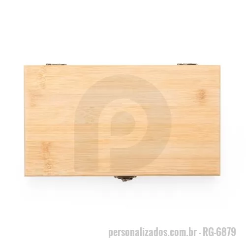 Kit vinho personalizado - Kit vinho 5 itens: saca-rolhas com cabo bambu, termômetro em vidro, wine collar, bico dosador e tampa. Estojo em bambu.
