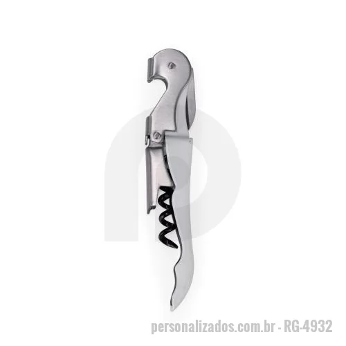 Kit vinho personalizado - Saca-rolhas metálico de dois estágios com acabamento fosco, abridor de garrafa e lâmina para corte de rótulos.