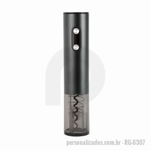 Kit vinho personalizado - Saca-rolhas elétrico recarregável com estrutura em liga de alumínio, broca em aço inox com protetor em plástico policarbonato (PC) e detalhes em ABS. Possui de painel com iluminação em LED para visualização de status da bateria e botões para o aciona