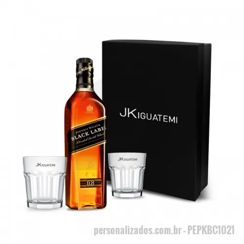 Kit whisky personalizado - Kit com whisky personalizado com 1 Whisky Johnnie Walker Black Label 1L 12 anos, 2 copos de vidro com capacidade para 320ml cada e embalagem personalizada em papel paraná 80gr revestido de papel color plus.