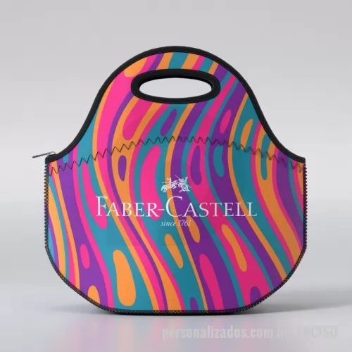 Lancheira personalizada - Lancheira Isoflex Promocional, Essa lancheira promocional é confeccionada em Isoflex um material mais espesso (5mm) e mais leve que o neoprene. A costura é feita em máquinas industriais com agulhas apropriados para um material mais delicado como o Isoflex.