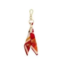 MINI LENÇO DE SEDA ,UMA LEMBRANÇA SOFISTICADA COM ESTAMPAS EXCLUSIVAS.FERRAGEM COM BANHO DE OURO.