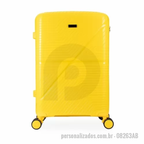 Mala de viagem personalizada - Mala de Viagem 67 Litros – com Placa para Personalização  Descrição: Mala de viagem fabricada em plástico resistente, com capacidade para até 67 litros, ideal para viagens longas ou médias. Seu interior é equipado com divisória, contendo bolso em tela, além de outro compartimento com cinta compressora, garantindo melhor organização dos objetos.  Possui duas alças de mão (superior e lateral), quatro apoios laterais, rodinhas com giro 360°, puxador com ajuste de altura e cadeado numérico padrão TSA, proporcionando segurança e praticidade durante o transporte.  Acompanha placa em metal para personalização, ideal para gravação personalizada.  Especificações:  Altura: 64 cm  Largura: 44 cm  Profundidade: 27 cm  Comprimento da alça: 38 cm  Medidas para gravação (CxL): 1,5 cm × 4 cm  Peso aproximado: 3151 g