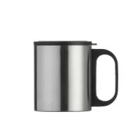 Produzida em inox, com capacidade de 180ml, esta caneca conta com cabo anatômico e tampa em plástico resistente, oferecendo praticidade para servir cafés, chás, bebidas quentes ou frias em porções menores. Seu formato compacto facilita o manuseio e o