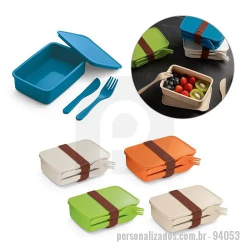 Marmita personalizada - Marmita hermética em fibra de bambu (60%) e PP (40%) com compartimento com capacidade até 600 mL. Contém banda elástica com suporte para 2 talheres, inclusos: garfo e faca. Apto para micro-ondas (retirar a tampa). Certificação EU Food Grade. 165 x 111 x 50 mm