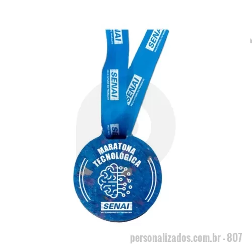 Medalha ecológica personalizada - Green Plasticaria, fabricado 100% com plástico reciclado, produto inovador e eco sustentável, medindo 6,0x6,3cm, a escolha ideal para o meio ambiente e para adequação às estratégias corporativas de ESG.