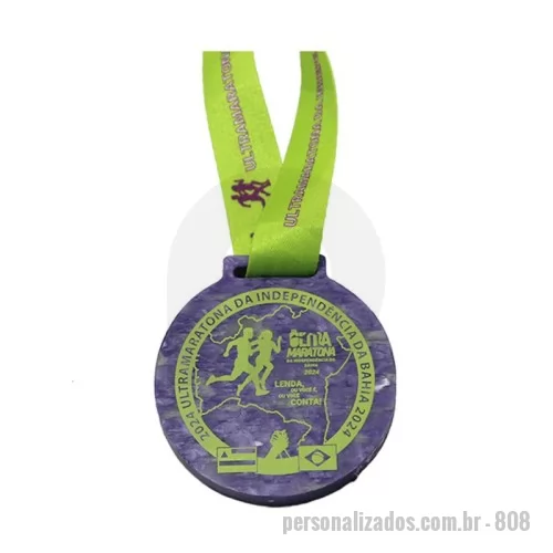 Medalha personalizada - Green Plasticaria, fabricado 100% com plástico reciclado, produto inovador e eco sustentável, medindo7,0x7,5cm , a escolha ideal para o meio ambiente e para adequação às estratégias corporativas de ESG.