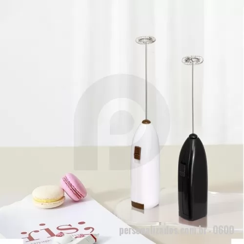 Misturador Mixer personalizado - Descrição: Misturador elétrico portátil. Para o funcionamento do produto necessita de duas pilhas AA (não acompanha).