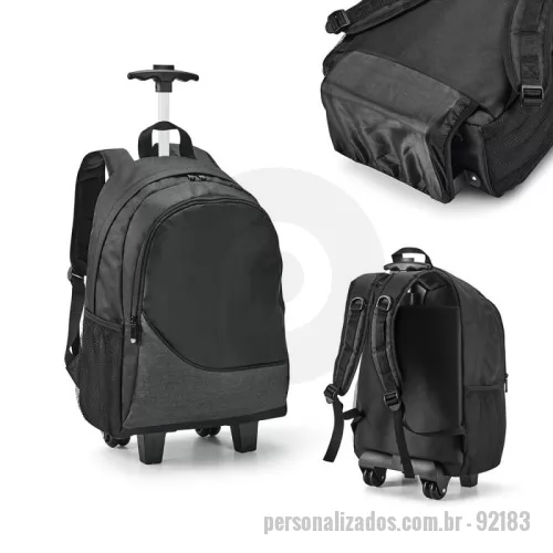 Mochila com carrinho personalizada - Mochila trolley para notebook. 300D. Com 2 rodas duplas. Compartimento principal forrado e almofadado, com divisória almofadada para notebook até 15.6''. Segundo compartimento forrado. 2 bolsos laterais com tela. Com protetor de rodas e alças almofadadas. Pega extensível em alumínio, com mola (altura da pega estendida: 550 mm). Capacidade até 17 L. Peso: 1,10 kg. 310 x 430 x 140 mm