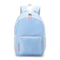 Funcional e resistente à água, nossa mochila dobrável de 24 litros é perfeita para qualquer momento! Feita em nylon, ela se transforma em um estojo compacto quando não está em uso, ocupando pouco espaço nos ambientes. Ao ser aberta, vira uma mochila 