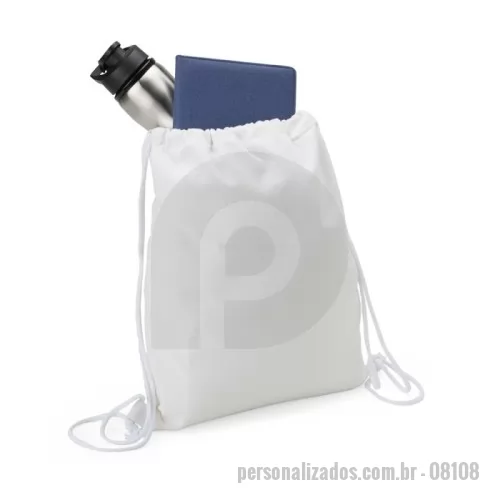 Mochila ecológica personalizada - Mochila Saco Algodão  Descrição: A resistência e durabilidade em um só item. Nossa mochila saco é confeccionada em algodão e possui gramatura de 281g/m², ideal para acomodar tudo o que você precisar em qualquer ocasião!  Altura :  40 cm  Largura :  31 cm  Medidas aproximadas para gravação (CxL):  36 cm x 29 cm  Peso aproximado (g):  81