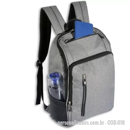 Mochila Escolar personalizada - Mochila confeccionada com material solicitado em orçamento, em todas as cores, com alça ombro e mão, possui alça de mão e ombro.