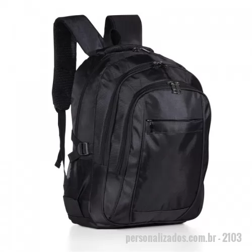 Mochila para notebook personalizada - Mochila de nylon 31 litros com quatro compartimentos, sendo o principal com bolso para notebook 156. A mochila possui bolsos laterais em malha, alça de compensação e duas alças de mãos.