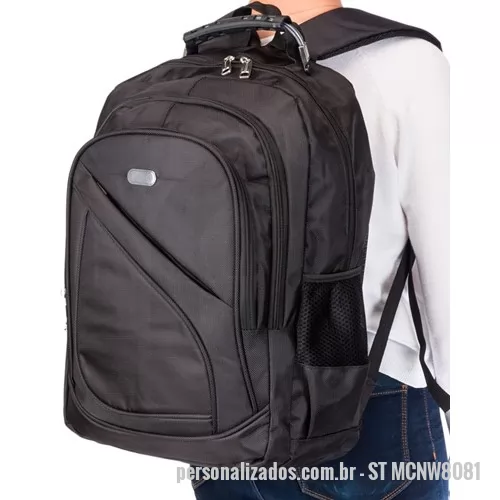 Mochila para notebook personalizada - Mochila de costas, resistentes, fabricadas em Nylon com porta notebook. Personalizada em bom espaço ela possui alça de mão, bolsos laterais e dois bolsos frontais