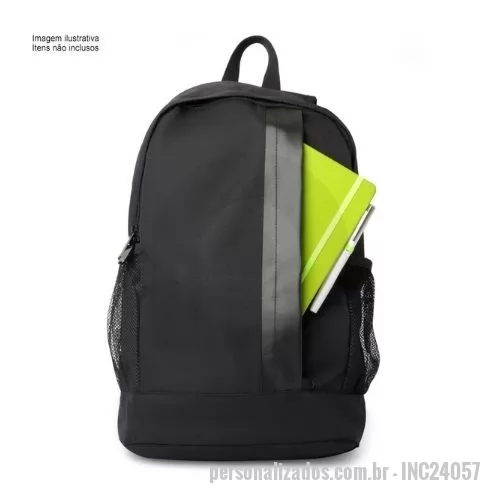 Mochila para notebook personalizada - Mochila porta Notebook de nylon, Todos nossos produtos são de fabricação própria podendo ser alterado, medidas, materiais, cores e detalhes do produto. Também personalizamos o item como preferir, trabalhamos com diversos métodos de gravação, proporcionando uma linda apresentação do produto. Faça já seu orçamento e receba um atendimento premium
