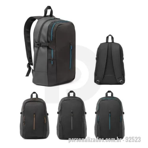 Mochila para notebook personalizada - Mochila para notebook confeccionada em 900D e couro sintético, oferecendo resistência e design sofisticado. Conta com dois compartimentos principais e um bolso frontal, proporcionando organização e praticidade.  Compartimento posterior: forrado, com divisória almofadada para notebook de até 15.6” e bolso em tela com zíper. Compartimento médio: também forrado, contendo diversos bolsos internos para melhor organização. Parte posterior e alças almofadadas, garantindo maior conforto no transporte. Dimensões: 330 x 450 x 160 mm.  Um brinde premium e funcional da Youdu Brindes, perfeito para o dia a dia corporativo.