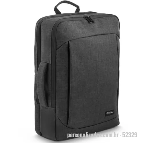 Mochila para notebook personalizada - Mochila personalizada híbrida confeccionada em material resistente, oferecendo versatilidade com dois modos de uso. Pode ser utilizada como mochila, contando com parte posterior e alças almofadadas, que podem ser ocultadas para maior praticidade. Também pode ser transportada como pasta, através de uma alça de mão reforçada e confortável. Possui dois compartimentos principais, sendo um dedicado ao armazenamento de notebook de até quinze polegadas e seis décimos e outro com múltiplos bolsos para organização de acessórios. Conta ainda com um bolso frontal com fechamento seguro e uma faixa traseira para encaixe em malas de viagem. Capacidade de até quatorze litros.