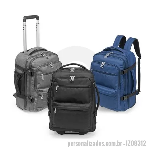 Mochila para notebook personalizada - Esta mochila é uma companhia ideal para viagens de todos os portes. Feita em poliéster impermeável resistente, ela conta com alça retrátil em metal e apoio e botão de acionamento em plástico, além dos freios de mesmo material, ela tem espaço de sobra