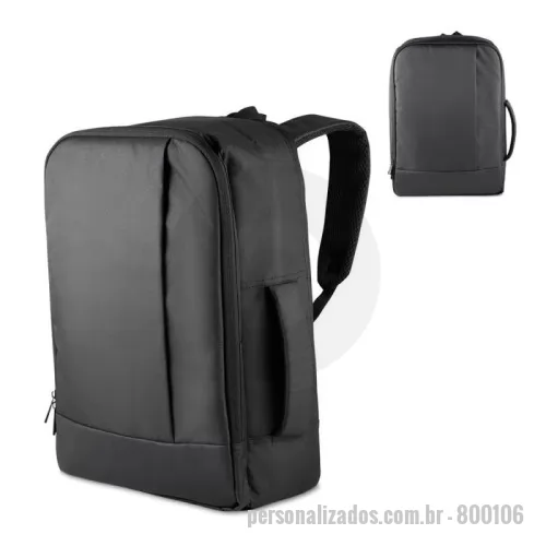 Mochila para notebook personalizada - 	Mochila/pasta em poliéster 300D com detalhe em PU e interior em poliéster 210D. Possui alças lateral e de ombro acolchoadas, alça de mão, engate para mala de viagem, bolso frontal com zíper, compartimento interno para notebook até 15,6” e bolso traseiro para ocultar as alças.