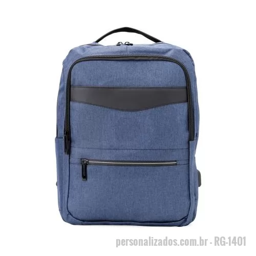 Mochila para notebook personalizada - Mochila de nylon 22 Litros com detalhes em couro sintético e três compartimentos, sendo o principal com bolso para notebook 15,6.