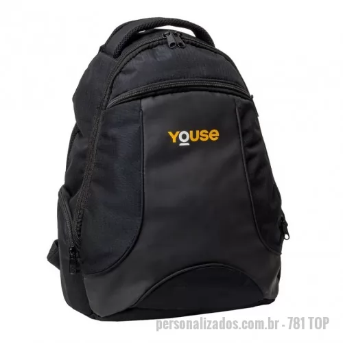 Mochila para notebook personalizada - Mochila produzida em rip stop e frente emborrachada, possui bolso frontal e dois bolsos laterais com fechamento em zíper, alças e costas anatômicas.                                                       