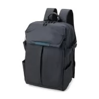 Mochila de 30 Litros confeccionada em couro sintético resistente à água.Contém três compartimentos, sendo um deles exclusivo para acomodar capacete de bicicleta e outro para notebook de 15,6" com revestimento aveludado. 