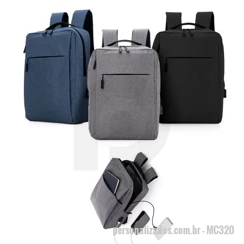 Mochila personalizada - Mochila para Notebook em tecido poliéster. Parte externa: 2 Bolsos frontais com ziper; 1 Bolso lateral; Alça de mão e ombro acolchoadas; Conector USB externo na lateral. Parte interna: Compartimento acolchoado p/ notebook de 39x27cm; 2 Porta Objetos; 2 Porta Canetas.