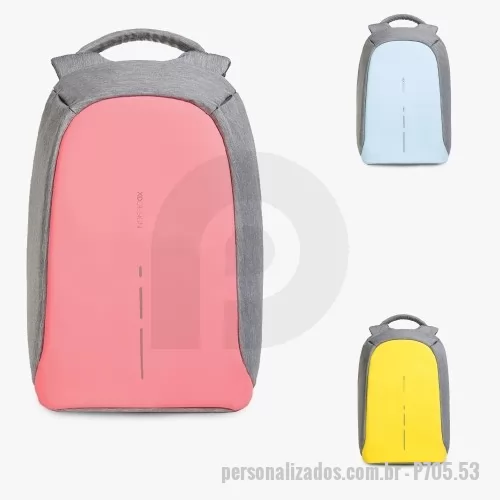 Mochila personalizada - Mochila XD Design Bobby Compact. Antifurto, zíperes YKK embutidos, bolsos ocultos, camada interna anticorte, tecido à prova d’água e antissuor, compartimentos para tablet e laptop resistentes a impactos. Possui distribuição de peso, faixas refletivas, 3 formas de abertura (30, 90 e 180 graus), faixa de fixação para mala, saída externa USB e uma mini réplica com uma bolsa de compras dentro dela. Tecido em Poliéster. Capacidade de 11 litros. Compartimentos: Tablet de até 9,7 polegadas e Notebook de até 14,0 polegadas.