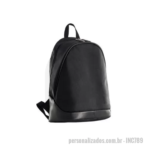 Mochila personalizada - Mochila personalizada. Todos nossos produtos são de fabricação própria podendo ser alterado, medidas, materiais, cores e detalhes do produto. Tambem personalizamos o item como preferir, trabalhamos com diversos métodos de gravação, proporcionando uma linda apresentação do produto. Faça já seu orçamento e receba um atendimento premium.