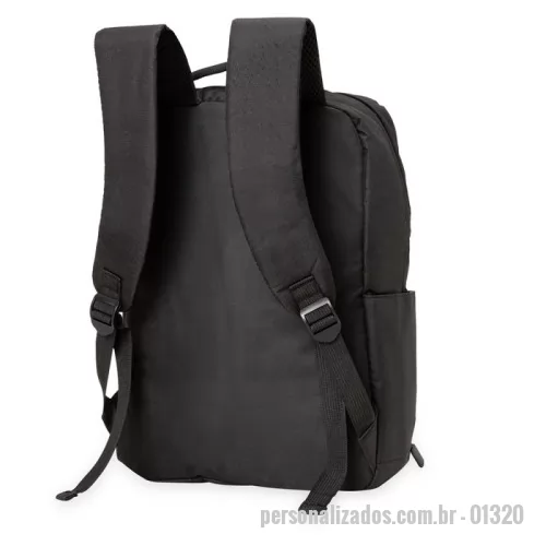 Mochila personalizada - Mochila de nylon 21 litros com três compartimentos, sendo o principal com bolso para notebook 156. Com divisórias internas para acessórios, a mochila possui bolso lateral e suporte externo usb.