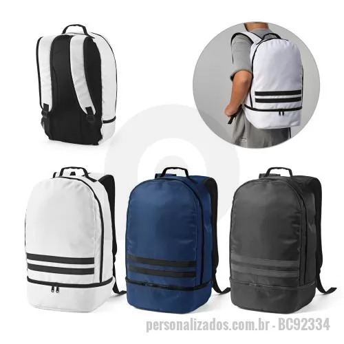 Mochila personalizada - Mochila em 290T poliéster reciclado 100% rPET, em sarja com forro em 210D poliéster reciclado (100% rPET). Contém 1 compartimento principal e 1 compartimento inferior ideal para guardar sapatos. Mochila totalmente forrada com costas e alças almofadad