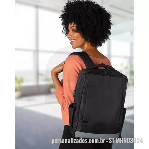 Mochila personalizada - Mochila de Nylon USB Personalizada