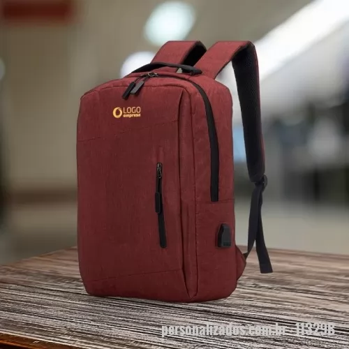Mochila personalizada - Mochila Personalizada - 11329B - Mochila de Nylon USB 21 Litros  Descrição: Mochila confeccionada em nylon resistente, com capacidade de 21 litros e três compartimentos para melhor organização. O compartimento principal possui divisória para notebook de até 15,6