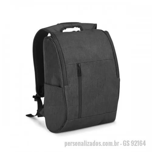 Mochila personalizada - Mochila para notebook, personalizada, confecciona em Nylon 600D de alta densidade. 2 compartimentos para notebook 14'' e para tablet 9.7''. Interior forrado e almofadado. Bolsos laterais. 290 x 390 x 155 mm