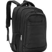 Mochila de poliéster 41 litros com três compartimentos, sendo o principal com bolso para notebook 15,6. Com divisórias internas para acessórios, a mochila possui bolsos laterais em malha, alça de compensação, duas alças de mãos e área costada com revestimento espumado.  Altura: 50 cm  Largura: 36 cm  Profundidade: 23 cm  Medidas aproximadas para gravação (CxL):  8 cm x 15 cm  Peso aproximado (g): 985