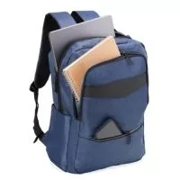 Mochila de nylon 22 Litros com detalhes em couro sintético e três compartimentos, sendo o principal com bolso para notebook 15,6. Mochila possui bolso lateral e suporte externo usb.  Altura :  41 cm  Largura :  30 cm  Profundidade :  18 cm  Medidas aproximadas para gravação (CxL):  7,5 cm 25,5 cm  Peso aproximado (g):  643