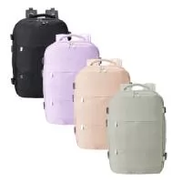 Versátil e completa, essa mochila de 41 litros é a escolha ideal para viagens, transporte de materiais de trabalho, estudo e todos os momentos do dia a dia! Com compartimentos inteligentes, ela oferece mais organização e segurança, além de resistência à água. Produzida em poliéster, são seis compartimentos, incluindo um para itens molhados, um exclusivo para tênis, um espaço amplo para roupas e documentos com entrada USB, um compartimento para notebook de até 15,6” e um bolso antifurto para maior proteção. Expansível e prática, conta ainda com fivelas ajustáveis, alças reguláveis que distribuem o peso de forma equilibrada, bolso lateral para garrafa, costas acolchoadas e engate para mala de viagem. Funcionalidade e conforto para qualquer ocasião!