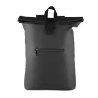 Mochila confeccionada em PU impermeável com capacidade máxima de 15 litros, fechamento em zíper e alça de fechamento em velcro. Possui compartimento interno revestido em poliéster com divisória para notebooks de até 15,6 polegadas, além de pequeno bo