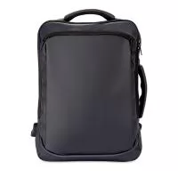 Mochila em Oxford 900D em poliéster com filme laminado (termicamente aplicado) ¹ 22 litros resistente à água com cinco compartimentos, sendo o principal com bolso para notebook 15,6. Com divisórias internas para acessórios, a mochila possui suporte e