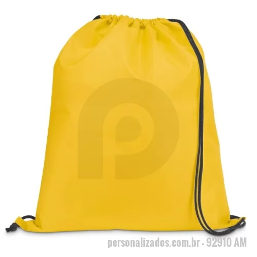 Mochila saco personalizada - Sacola tipo mochila em 210D com cordões  em preto. Disponível numa variada gama de cores. 350 x 410 mm