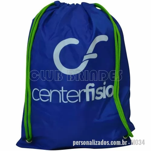 Mochila saco personalizada - Sacola mochila com alça dupla de ombro em cordão. Disponível em várias cores. Gravação da Logomarca em 1 Cor já inclusa.  Tamanho: 40 cm X 30 cm.  Revestimento Externo: Nylon.