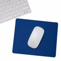 Descrição: Mouse pad retangular em poliéster flexível e base emborrachada com textura antiderrapante. Possui superfície ideal para o uso de mouses ópticos em jogos e outras atividades que demandem alta precisão.  Largura :  18 cm  Espessura :  0,2 cm  Comprimento :  22 cm  Medidas aproximadas para gravação (CxL):  22 cm x 18 cm