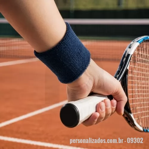 Munhequeira personalizada - Par de munhequeiras esportivas para absorção de suor, confeccionadas em tecido atoalhado composto por poliéster, polipropileno e fibra elástica à base de dieno.